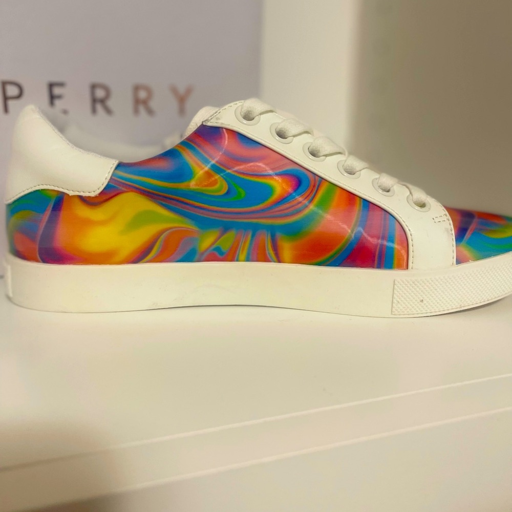 Katy Perry Rizzo sneakers - Picture 3 of 5